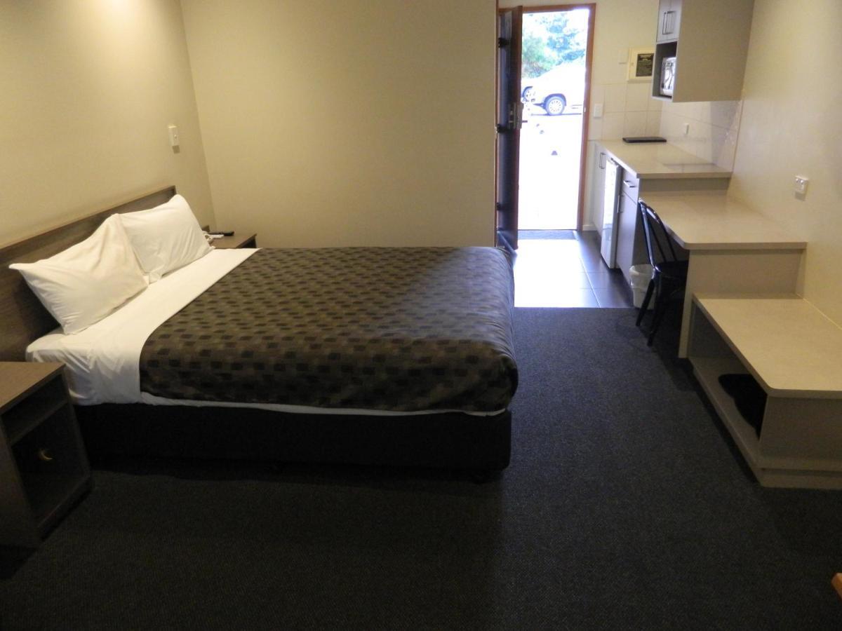 Werribee Motel And Apartments Extérieur photo